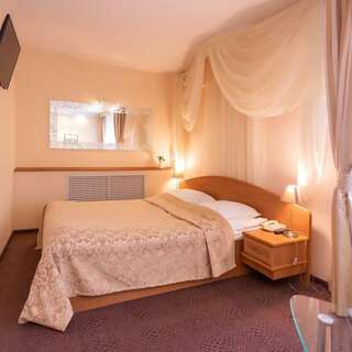 Гостиница Полисть Старая Русса Полулюкс-1