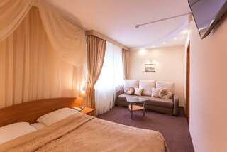 Гостиница Полисть Старая Русса Номер полулюкс-4